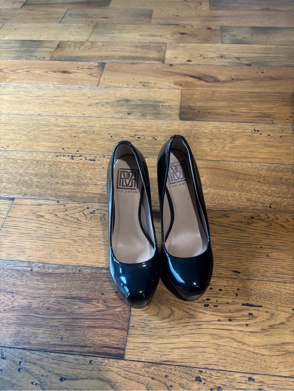 Pour La Victoire Irina Black Patent Leather  Platform Pumps Chunky Heel Size 6